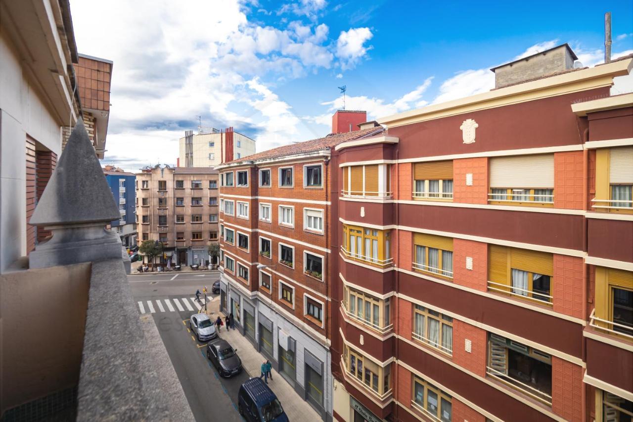 Luanco 11 Apartamento Centro De Gijón Kültér fotó